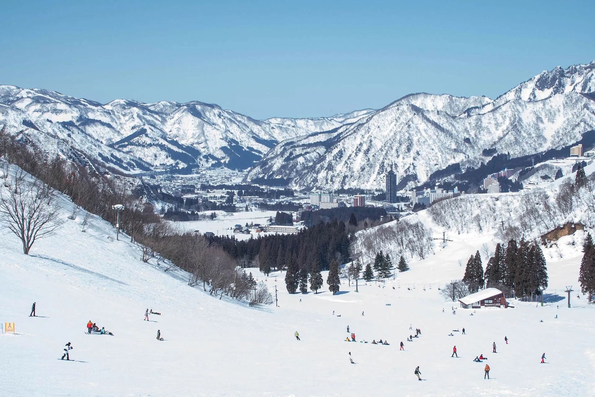 雪場全景