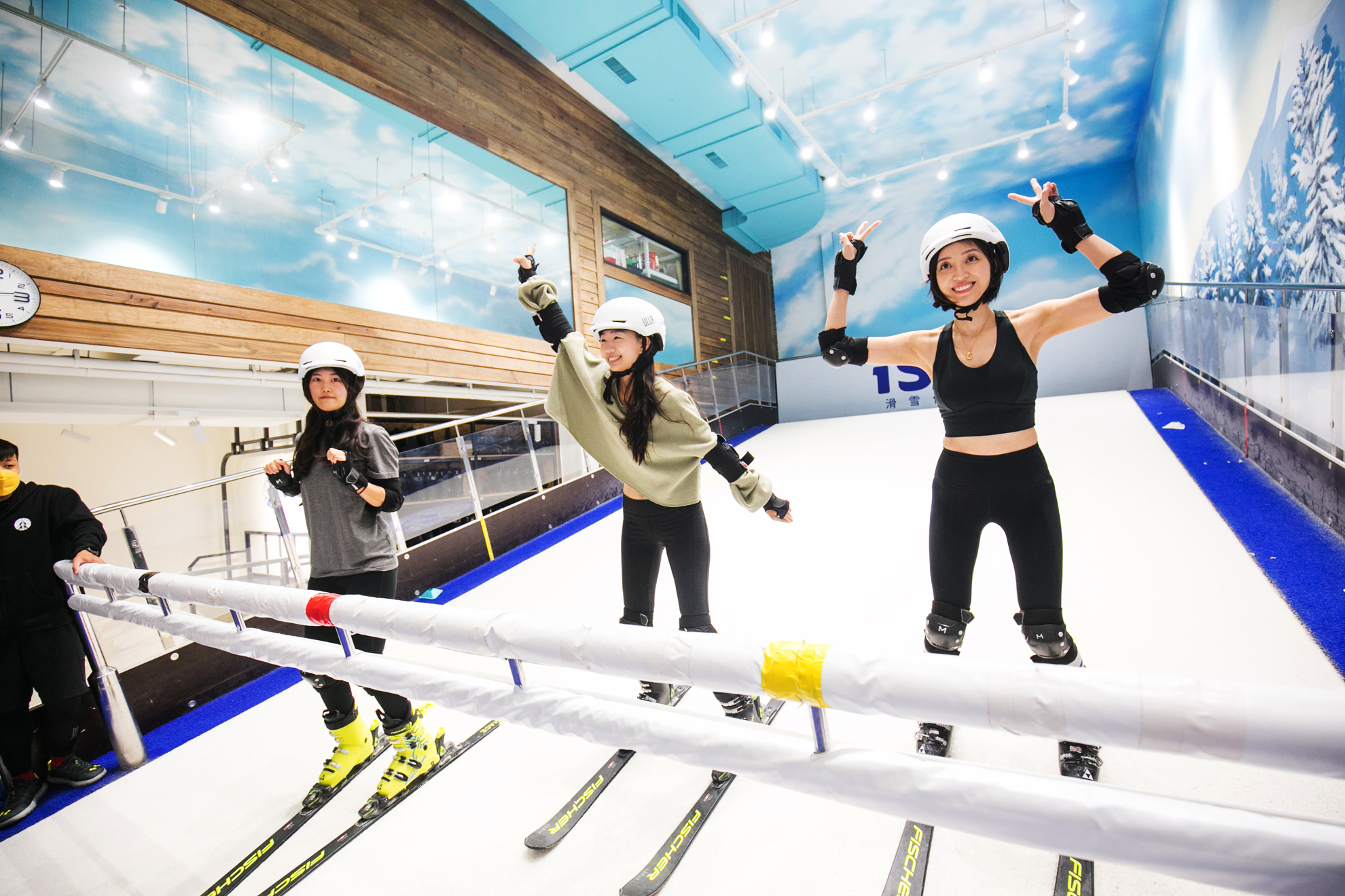 好玩的滑雪 Team Building 團體活動 就在 iSKI滑雪俱樂部